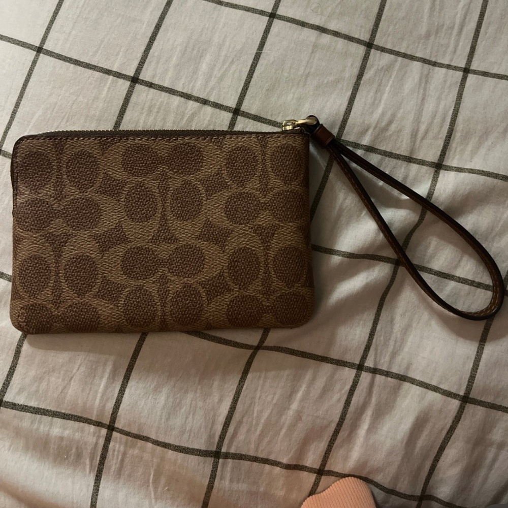 Coach Wallet - Picture 2 of 3